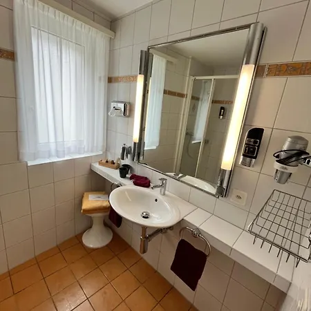 Alfa Superieur - Leukerbad-therme Otel