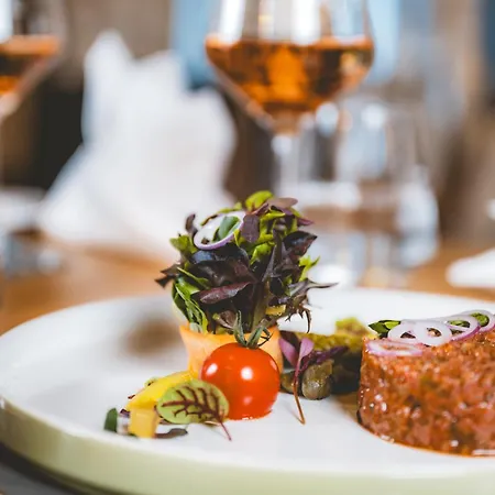 Alfa Superieur - Leukerbad-therme