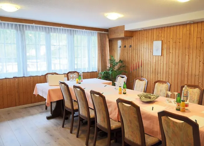 Alfa Superieur - Leukerbad-therme Ξενοδοχείο 3*