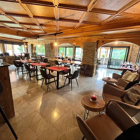 Alfa Superieur - Leukerbad-therme Готель